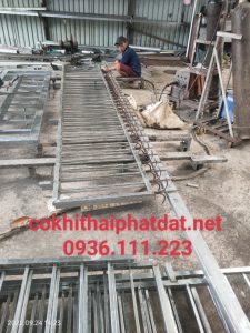 Lắp đặt hàng rào sắt đẹp và bền bỉ