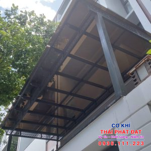 Dịch vụ thi công mái poly uy tín tại quận Tân Bình với mức giá cạnh tranh