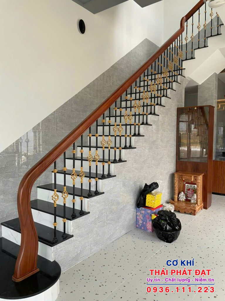 Top Công Ty Làm Lan Can Sắt Mỹ Thuật Ở Hóc Môn – Tư Vấn Miễn Phí, Giao Nhanh