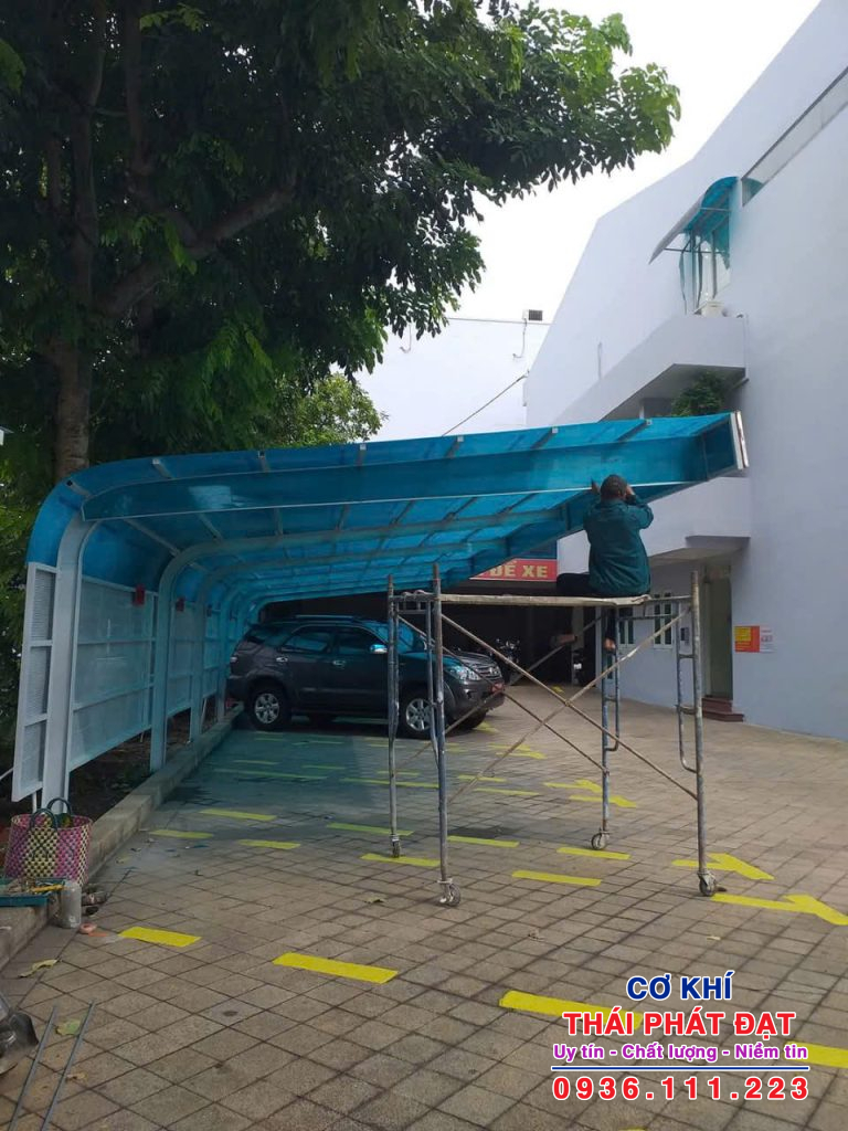 Dịch Vụ Làm Mái Nhựa Poly Tại Biên Hòa - Đồng Nai: Báo Giá Ưu Đãi