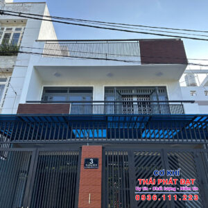 Thi công mái nhựa poly tại Quận 5