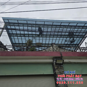 Báo giá thi công mái nhựa poly tại Quận 9
